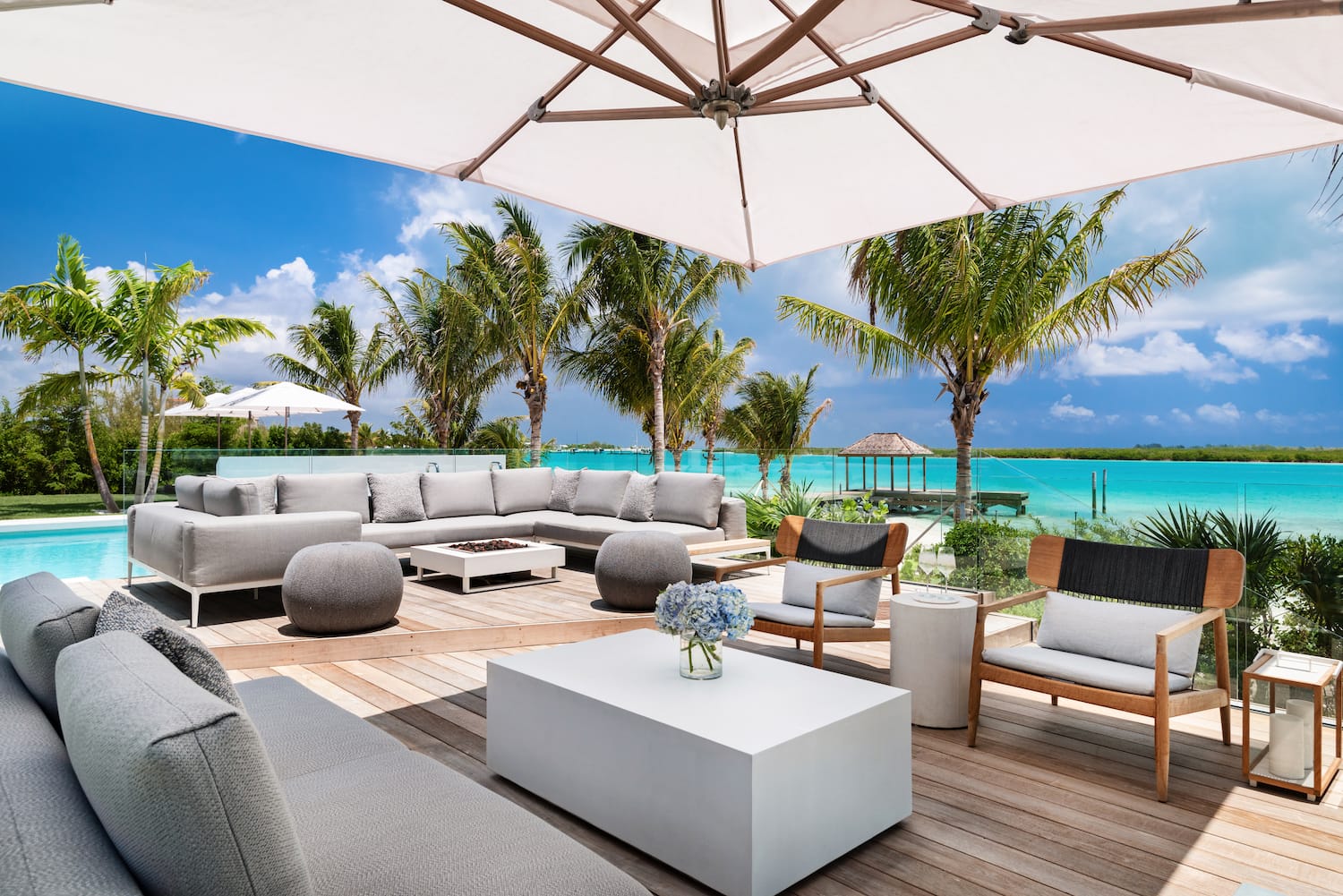 Modern Beachfront Villa In Blue Cay Estate Turks And Caicos Icon