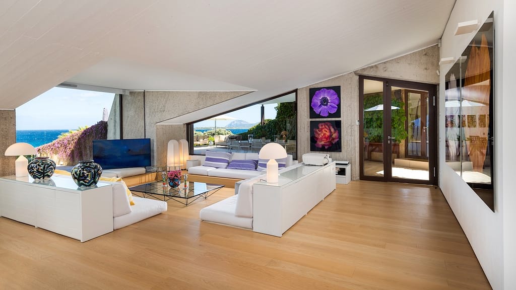Sardinia Beachfront Villa