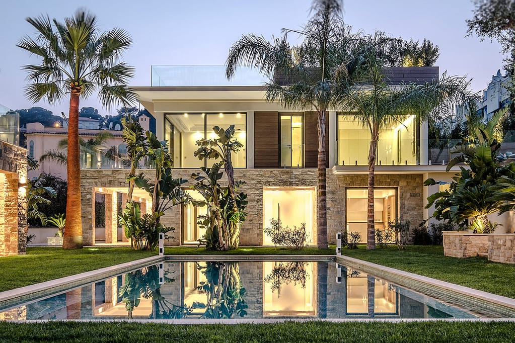 Modern Cap Ferrat Villa For Rent