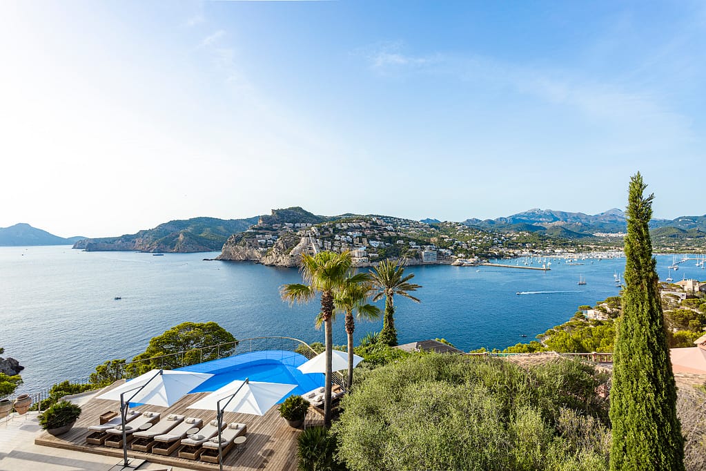 Exquisite Seafront Villa in Port D'Andratx in Mallorca