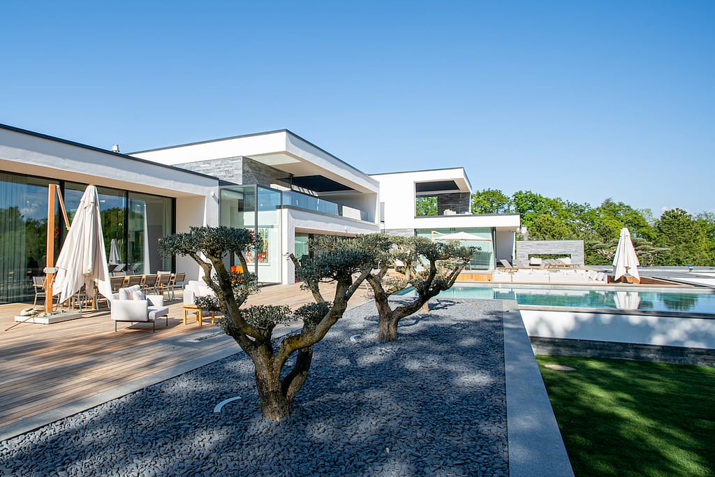 Ultima Geneva Grand Villa