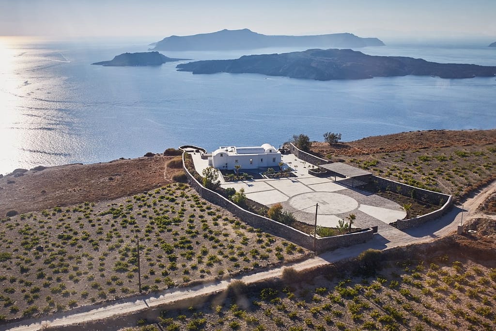 nafsika_estate_villa_santorini