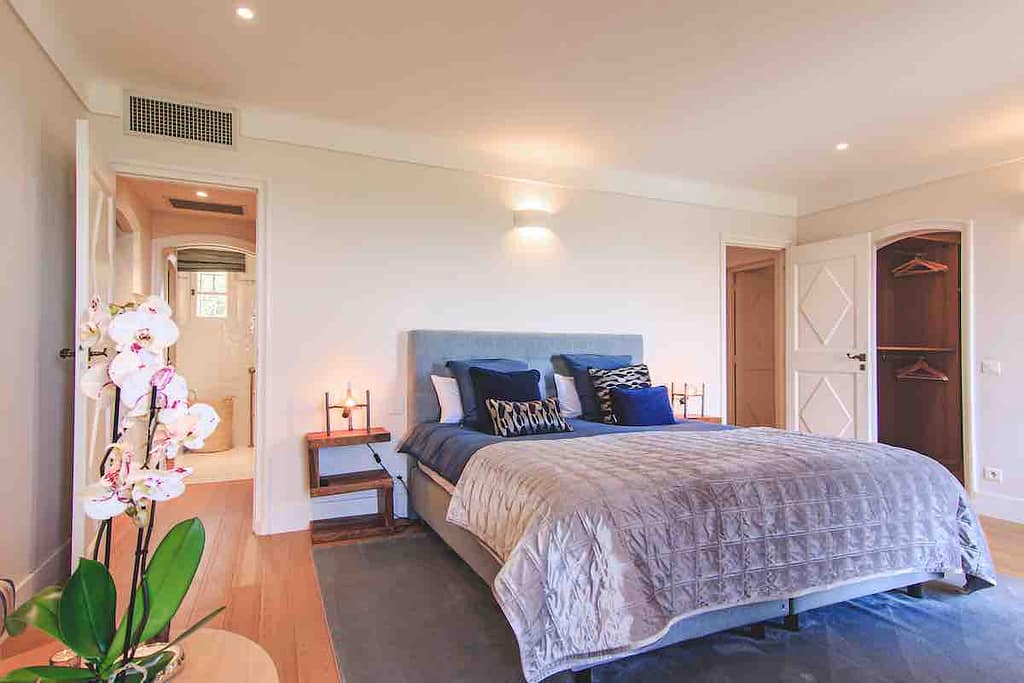 St Tropez Villa