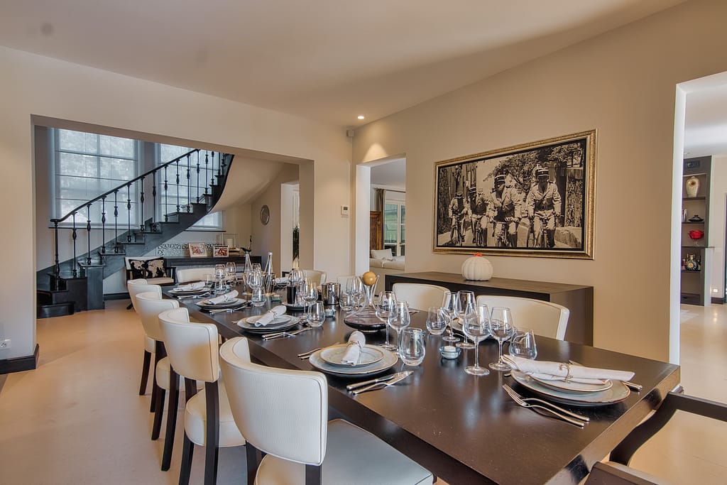 New Villa with Sunset Views in Saint Tropez Living