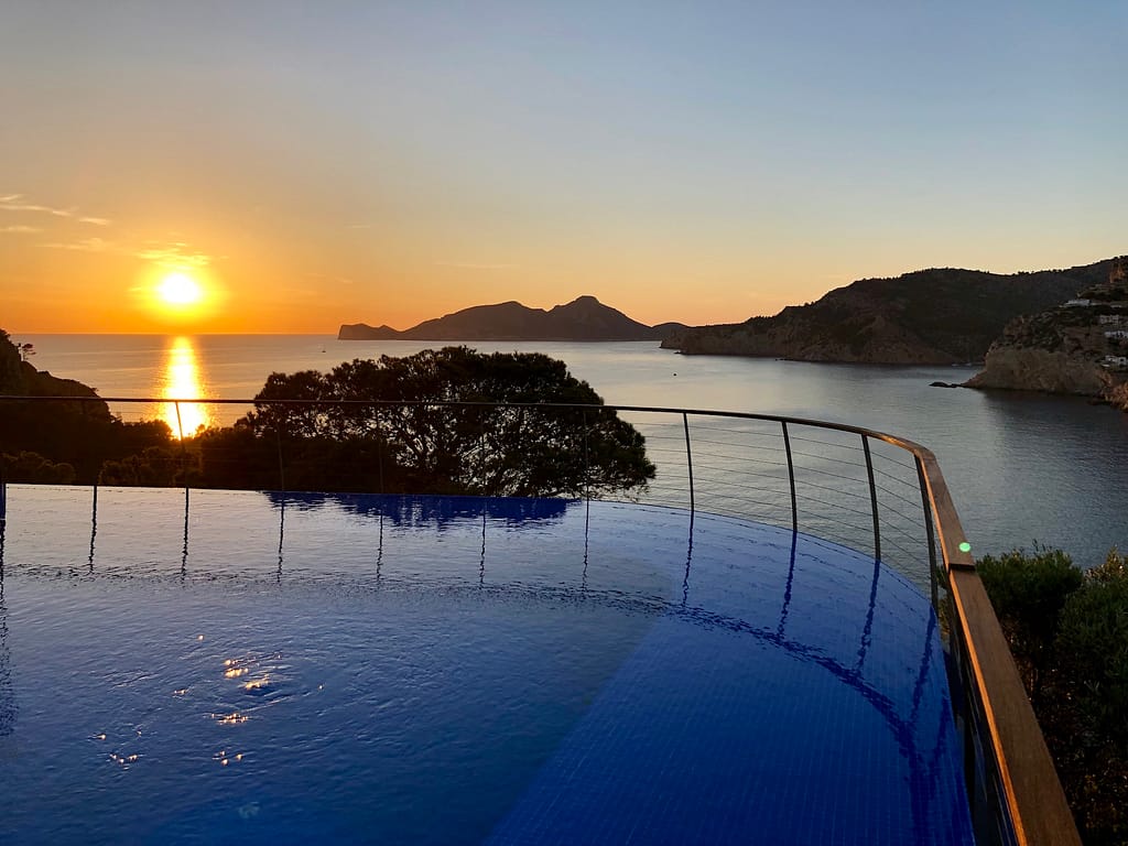 Exquisite Seafront Villa in Port D'Andratx in Mallorca