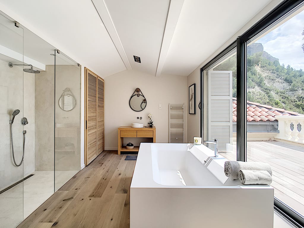 Ultra Luxury Seafront Villa in Cassis, South of France