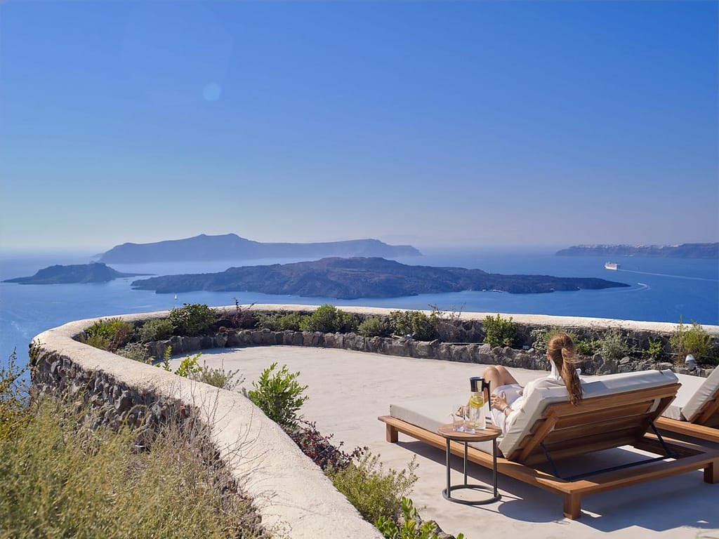 nafsika_estate_villa_santorini