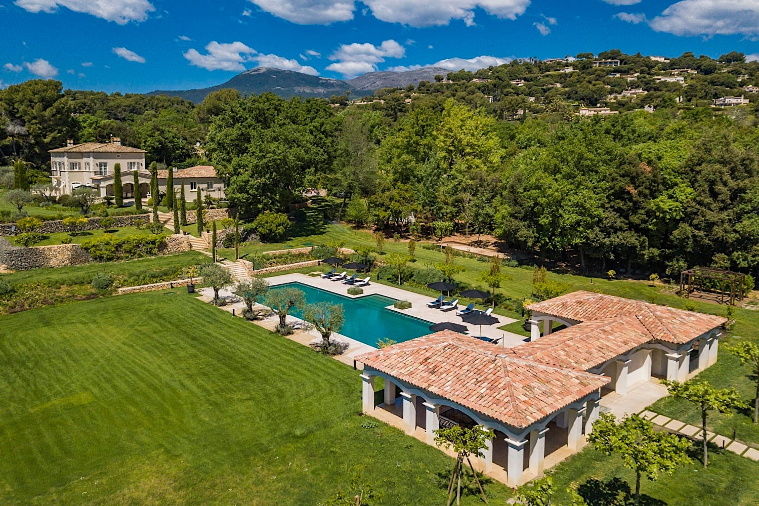 Saint-Paul-de-Vence--Large-Villa-Estate South of France