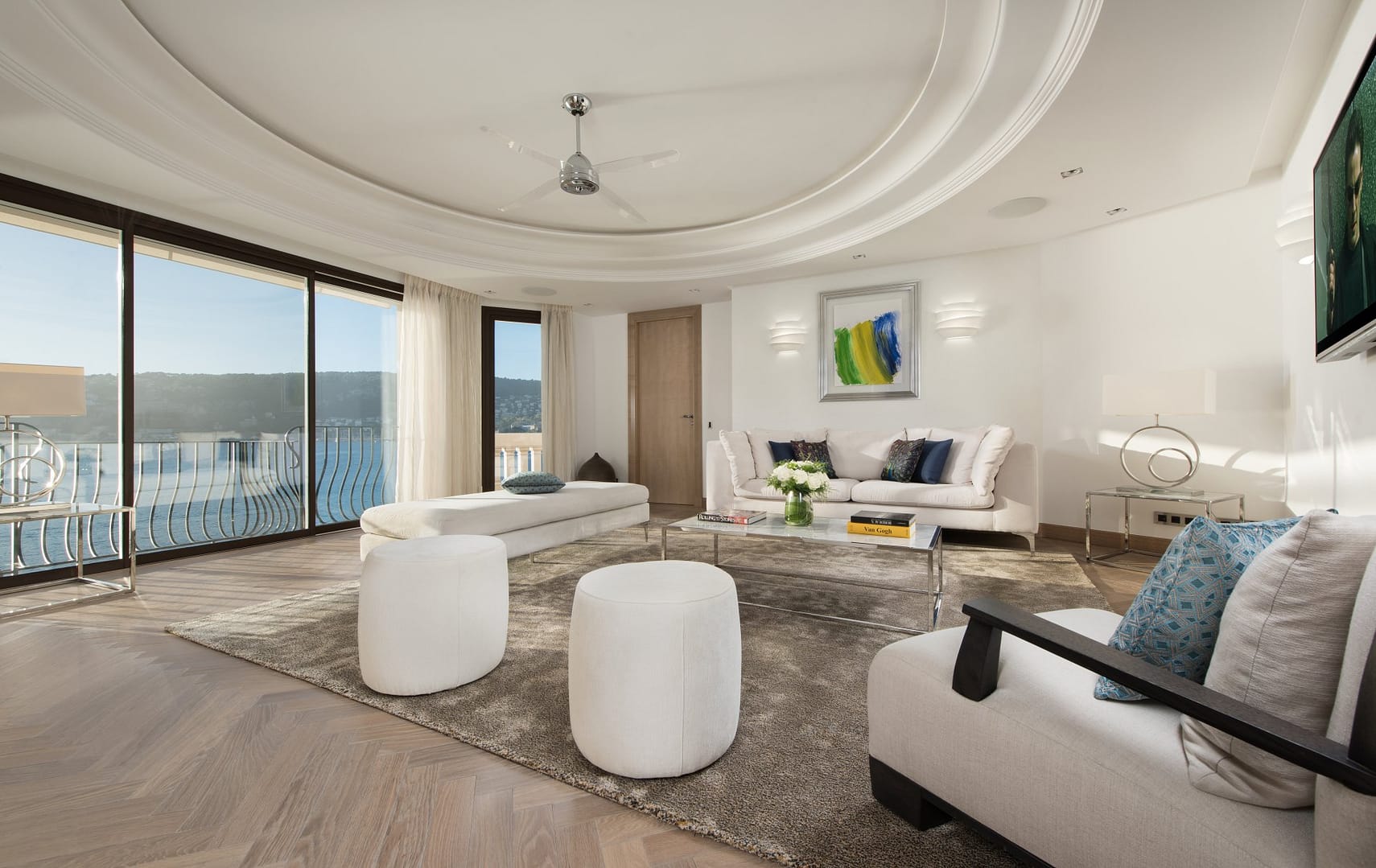 waterfront villa Cap Ferrat living
