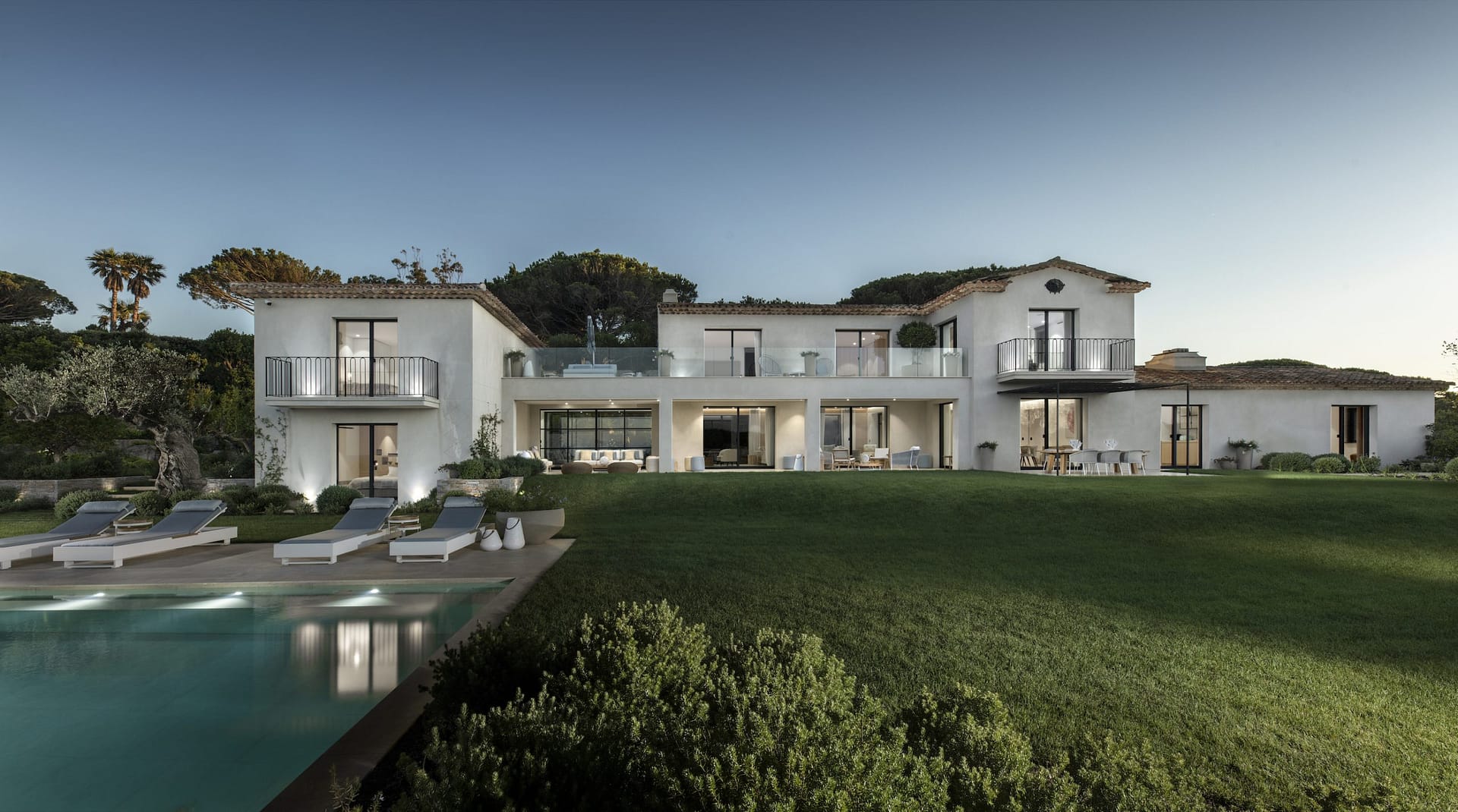 Beautiful Contemporary Villa in Les Parcs du St Tropez_14