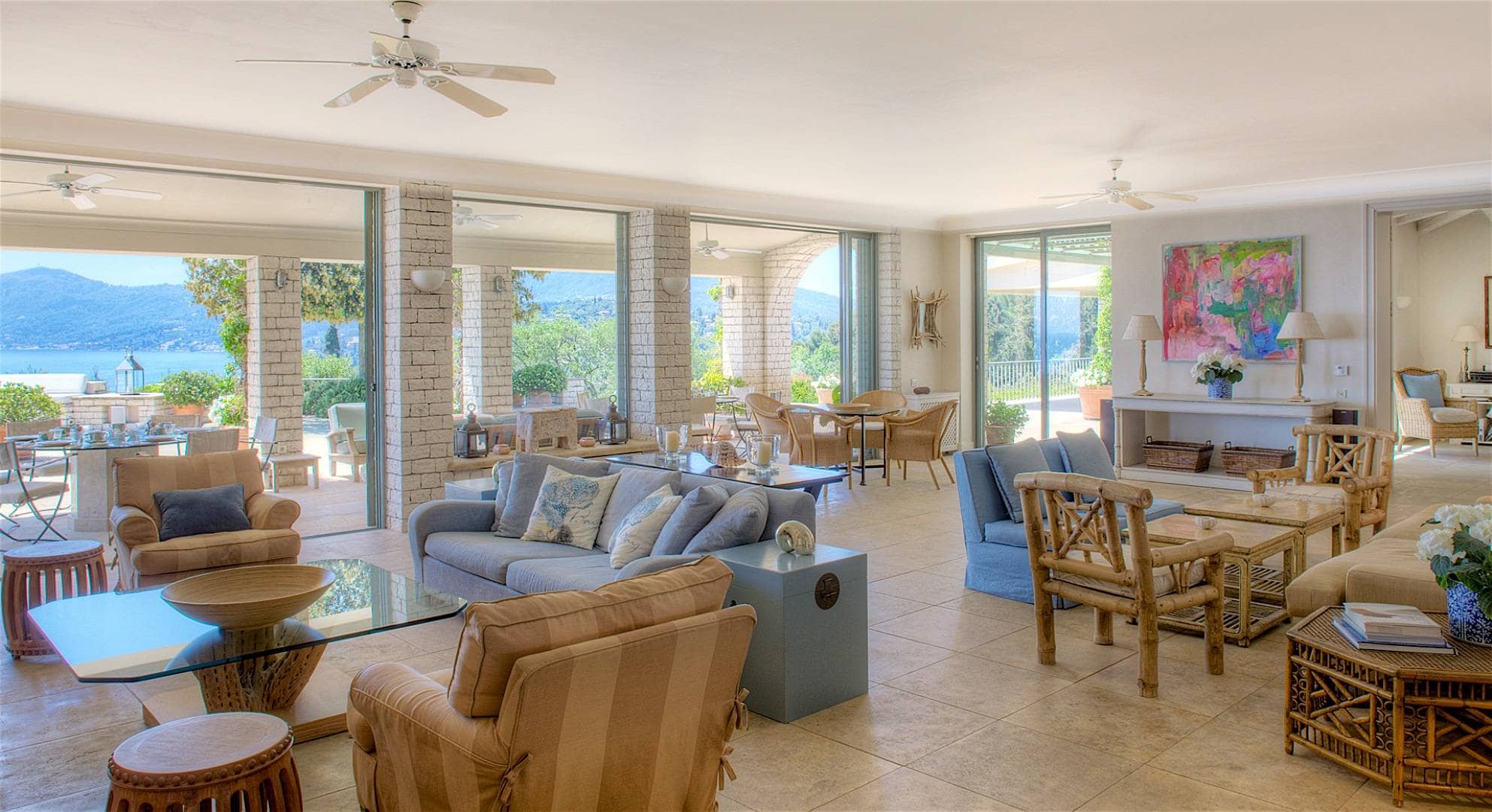 Luxury villa for rent near Corfu town