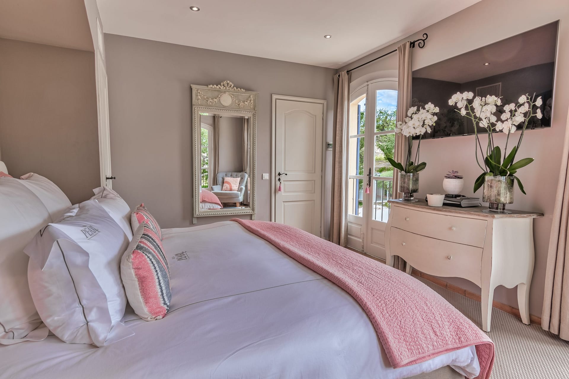 Villa Pearl St Tropez Ultra Luxury Vacation Rental France