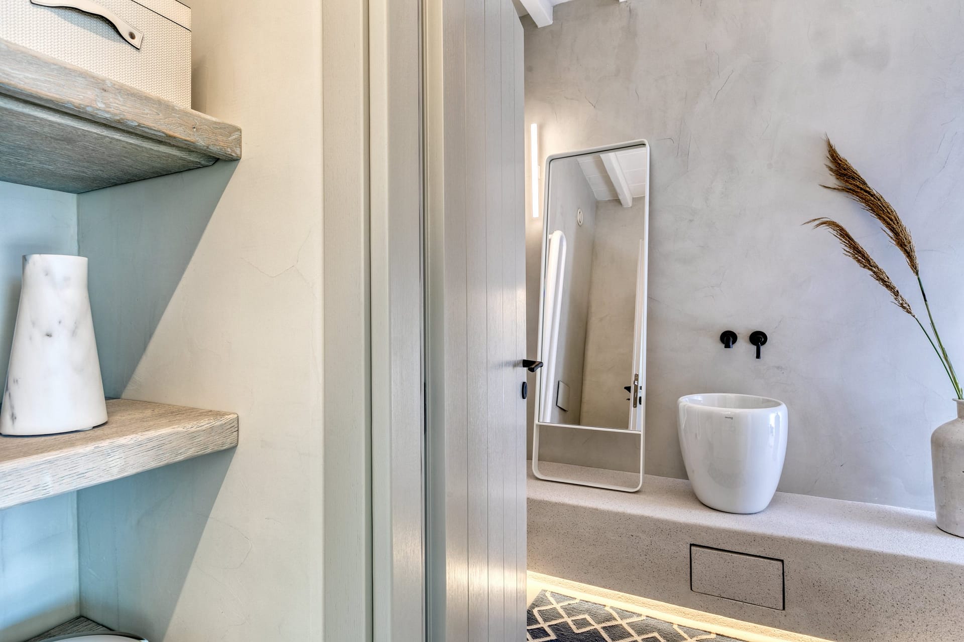 Majestic property in prime Agia Sofia, Mykonos, Greece 