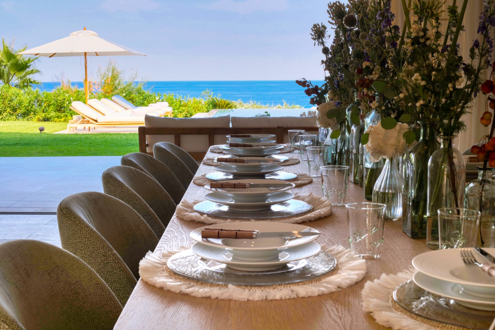 Elegant Villa with Panoramic Views of Pampelonne Beach, St Tropez, France 