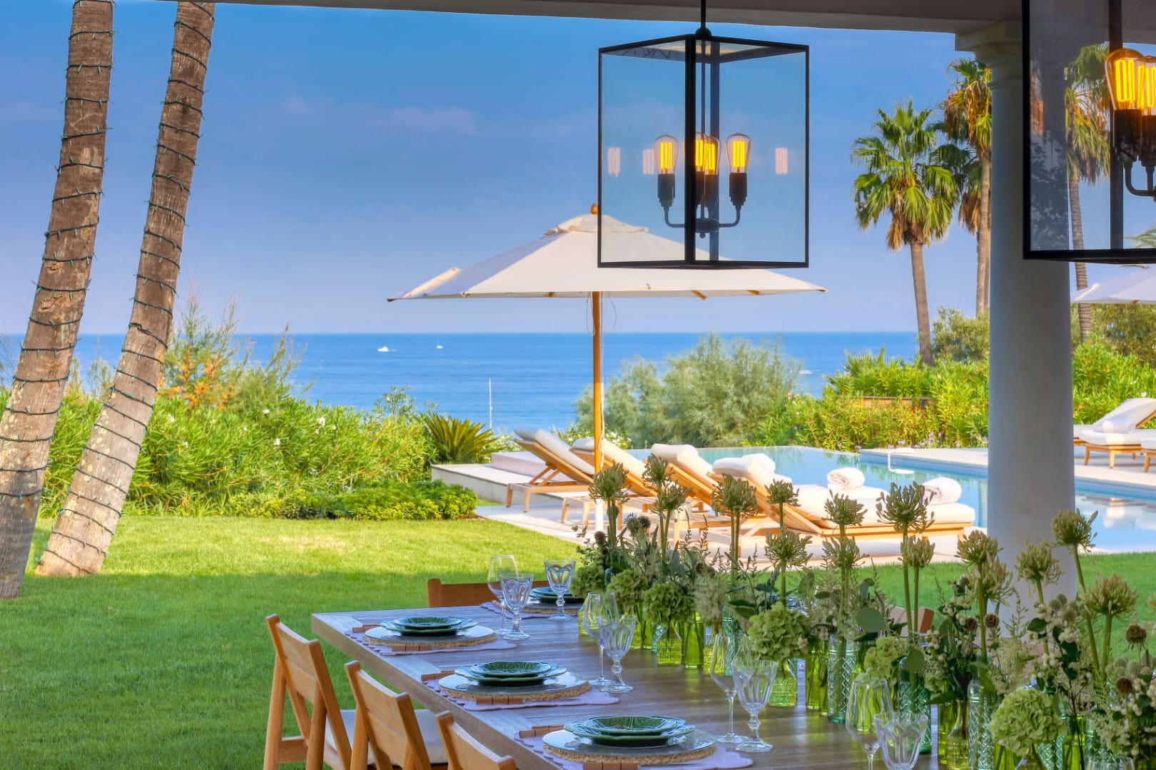 Elegant Villa with Panoramic Views of Pampelonne Beach, St Tropez, France 