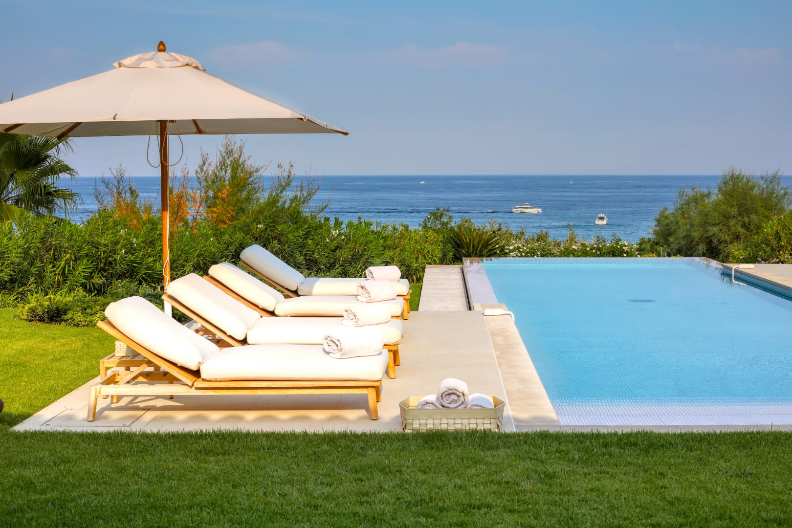 Elegant Villa with Panoramic Views of Pampelonne Beach, St Tropez, France 