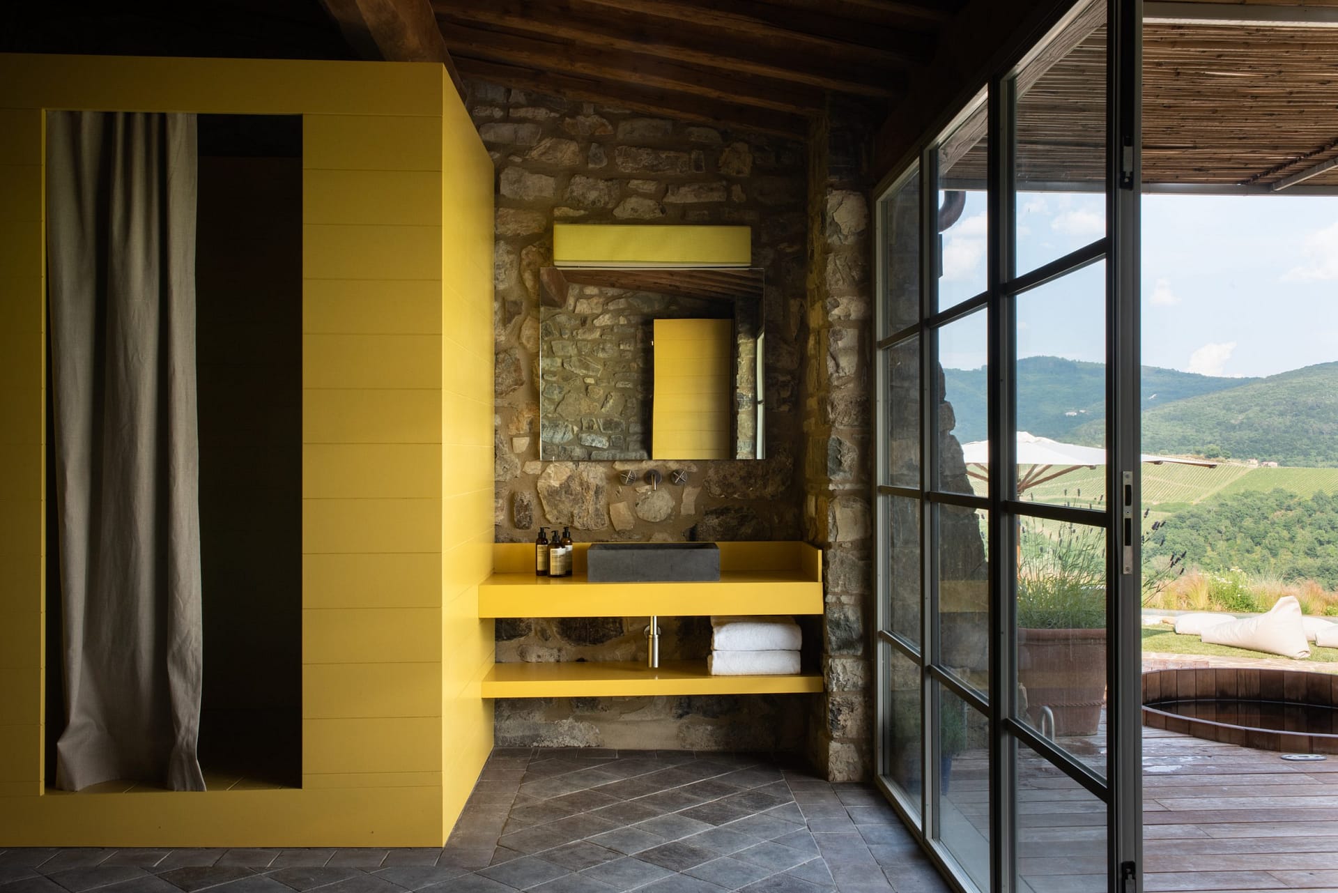 Luxury villa for rent in Tuscany Italy
