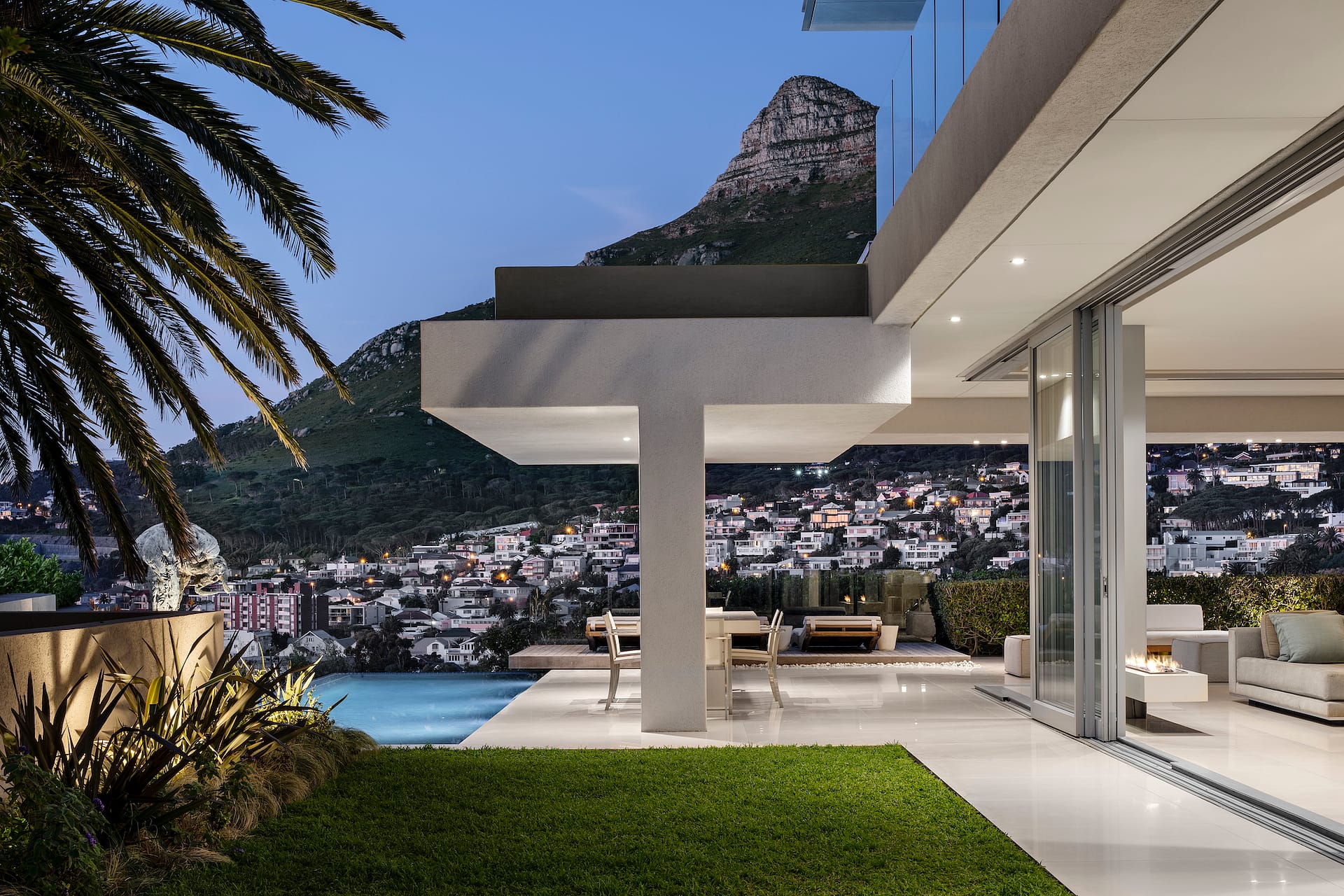 Luxury Villa Camps Bay