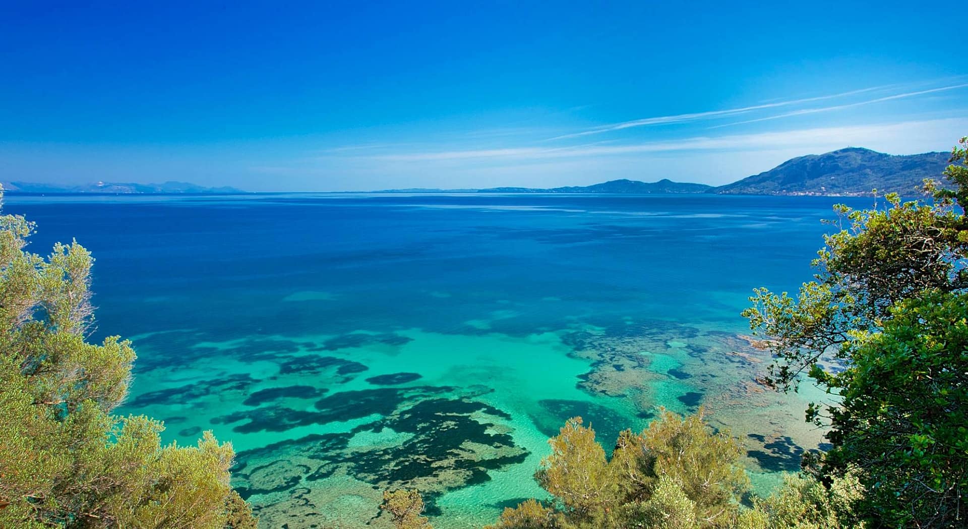 Luxury villa for rent near Corfu town