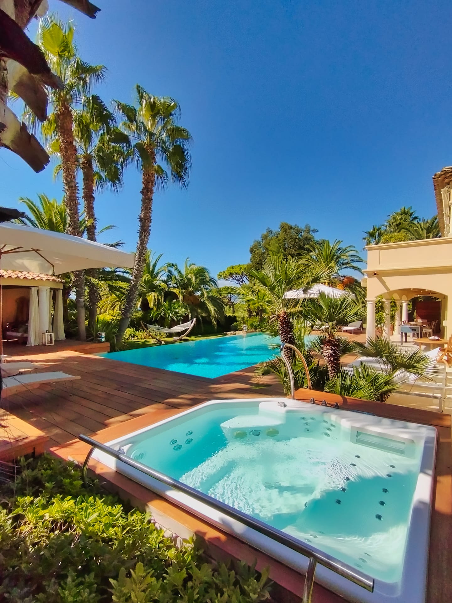 New Villa with Sunset Views in Saint Tropez
