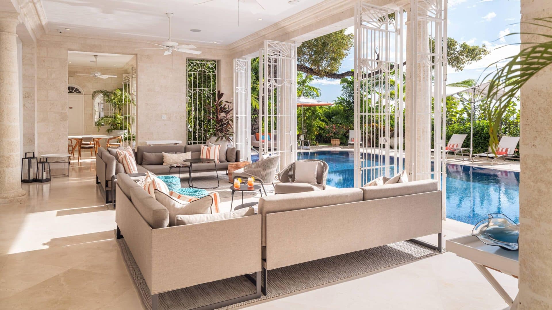 Villa Paynes Bay Barbados Living