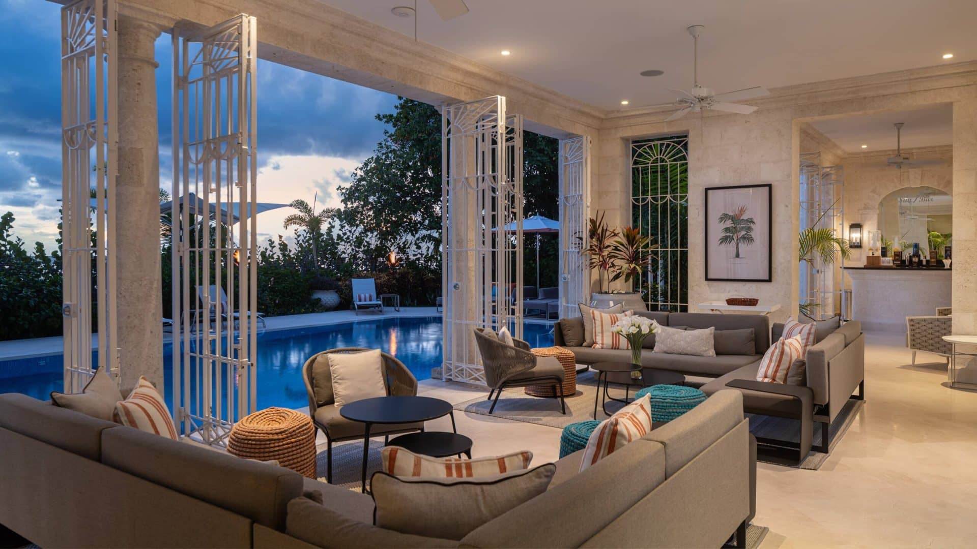 Villa Paynes Bay Barbados Living