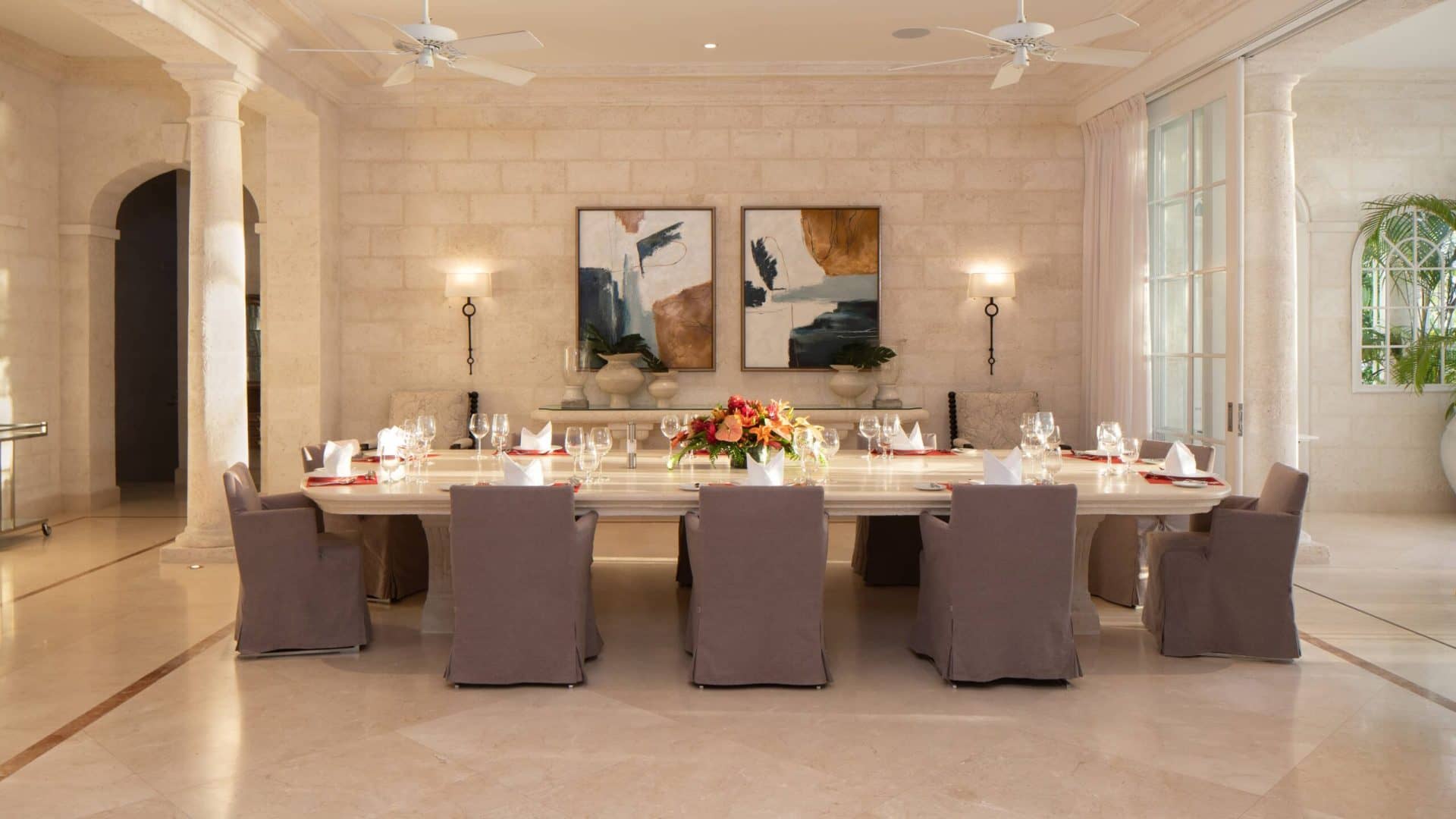 Villa Paynes Bay Barbados dining