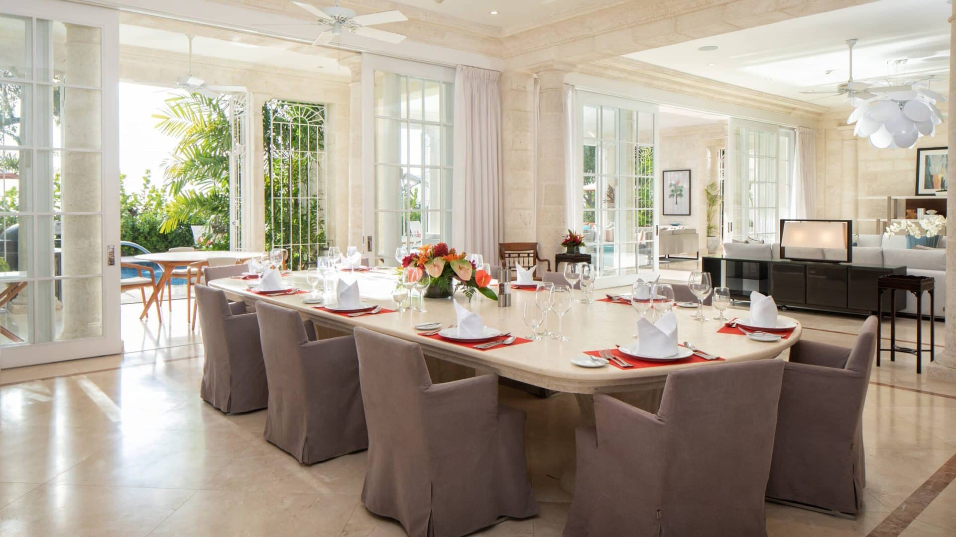 Villa Paynes Bay Barbados dining