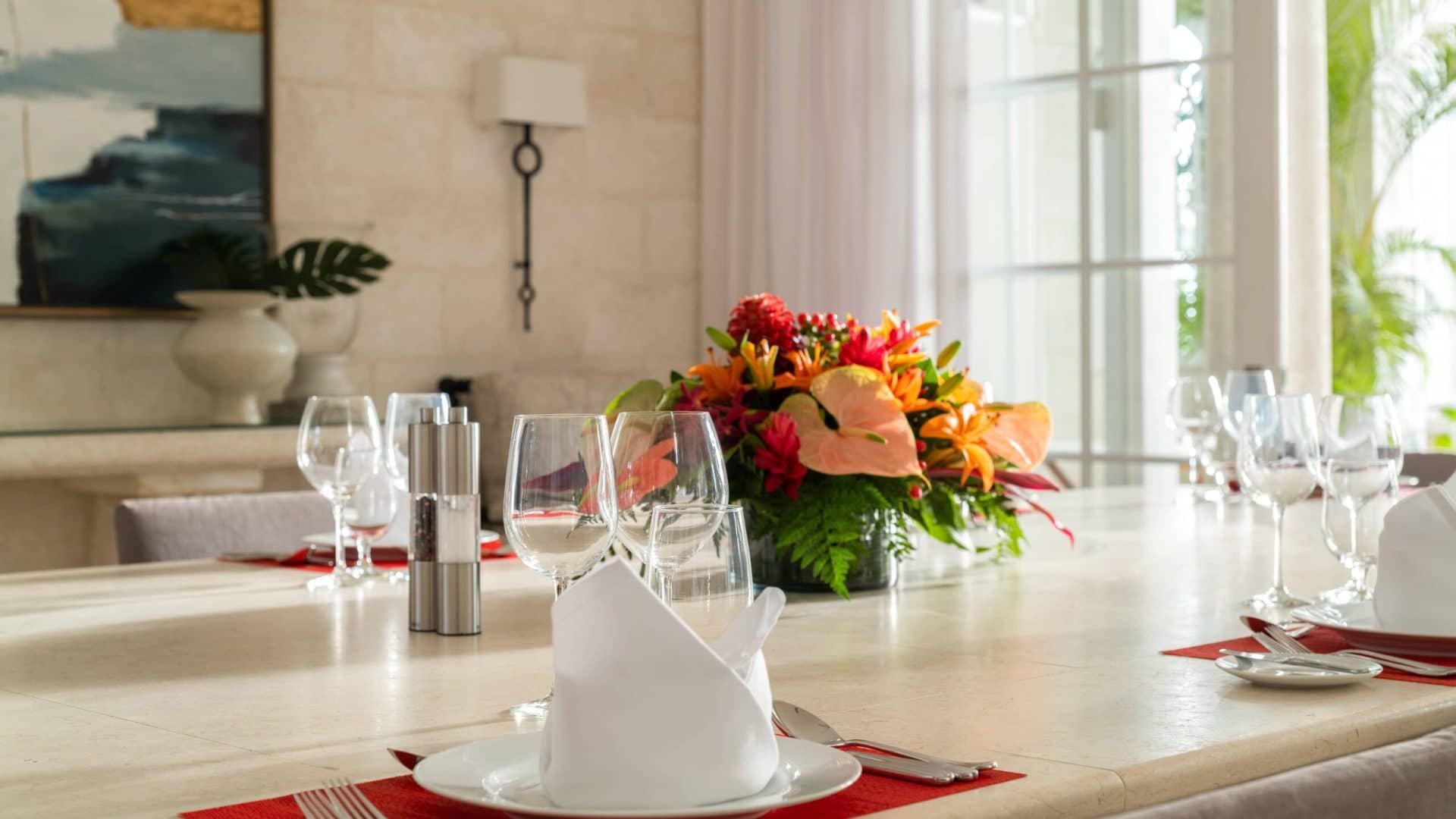 Villa Paynes Bay Barbados dining