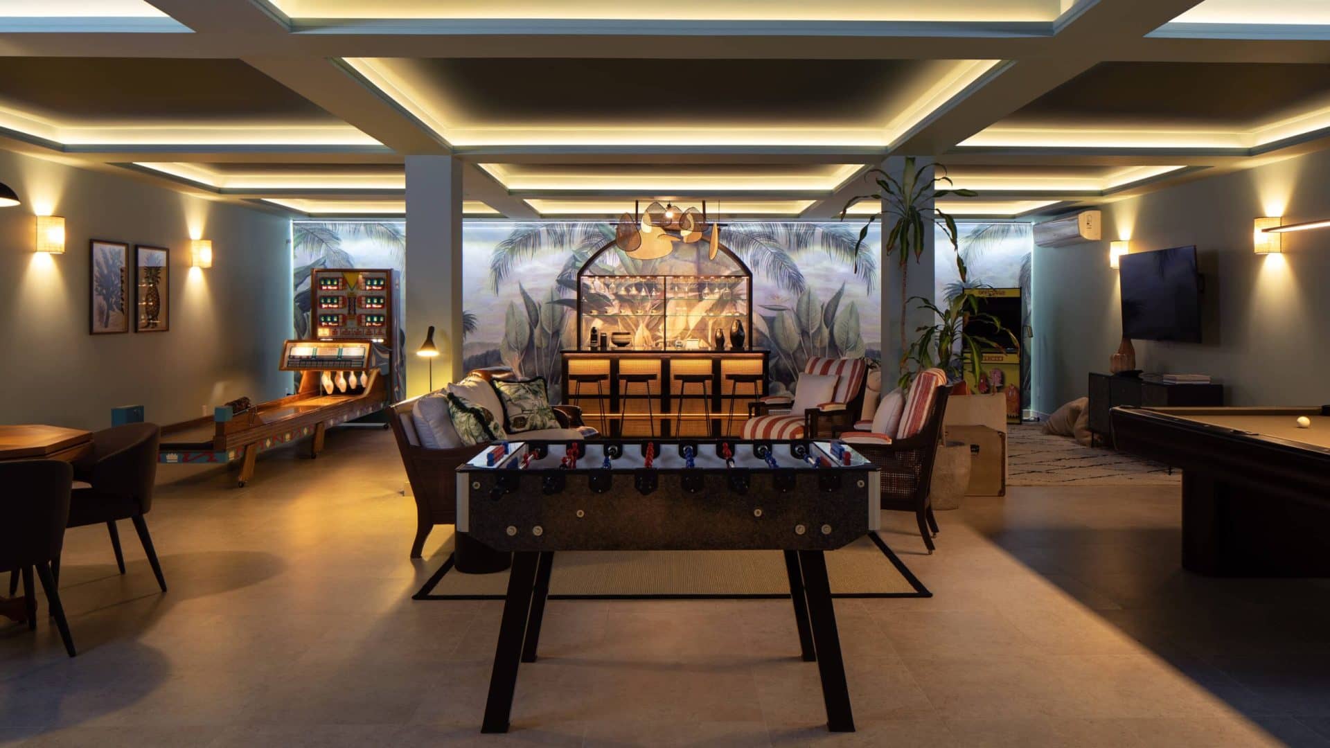 Villa Paynes Bay Barbados games room