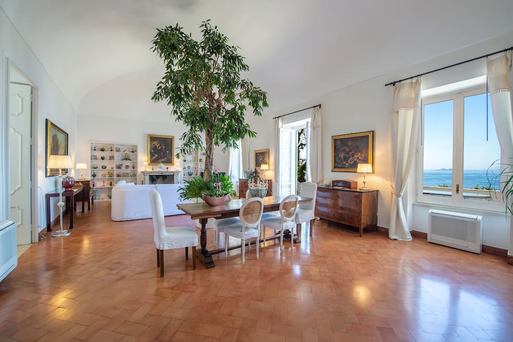 Stunning Hillside Villa in Praiano near Positano on the Amalfi Coast 11