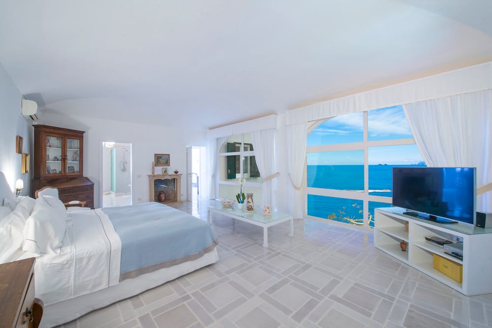 Stunning Hillside Villa in Praiano near Positano on the Amalfi Coast 14