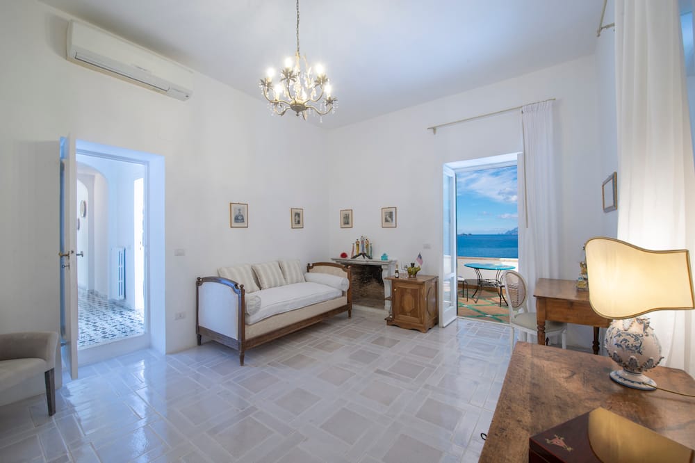 Stunning Hillside Villa in Praiano near Positano on the Amalfi Coast 16