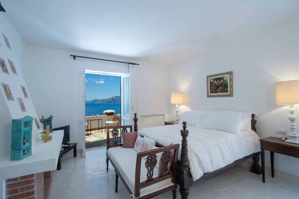 Stunning Hillside Villa in Praiano near Positano on the Amalfi Coast 22