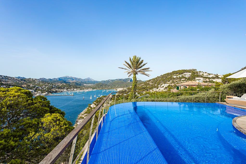 Exquisite Seafront Villa in Port D'Andratx in Mallorca